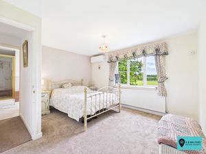 Bedroom- click for photo gallery